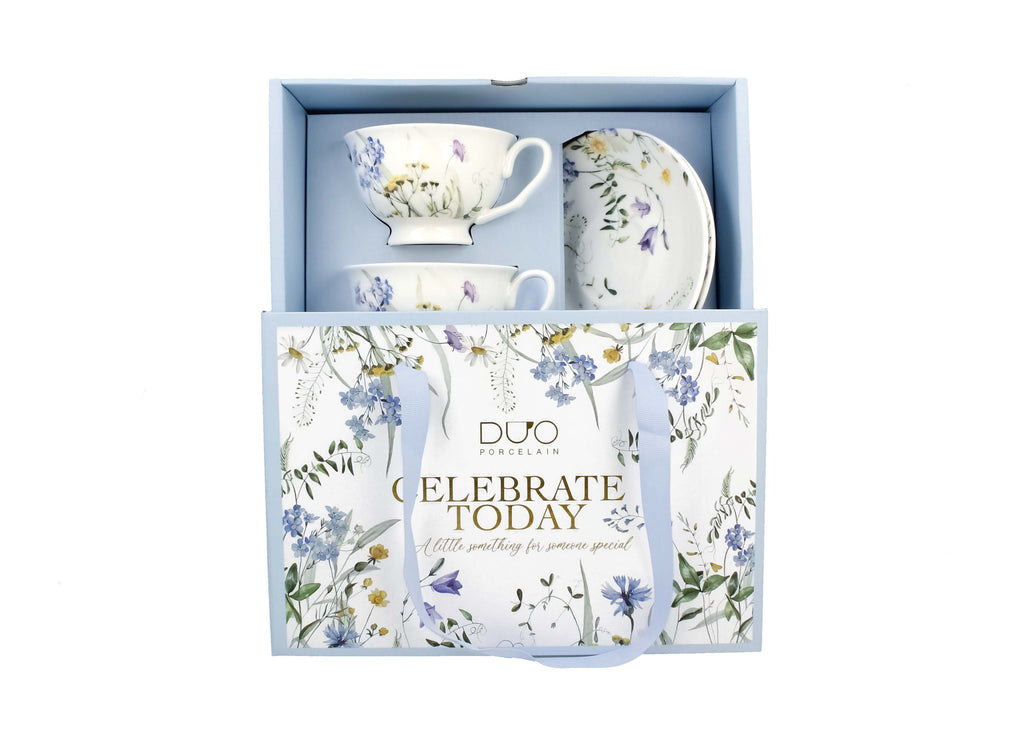 Un set de două cești și farfurioare  MELODY  royal din seria Royal Flowers,250 ml