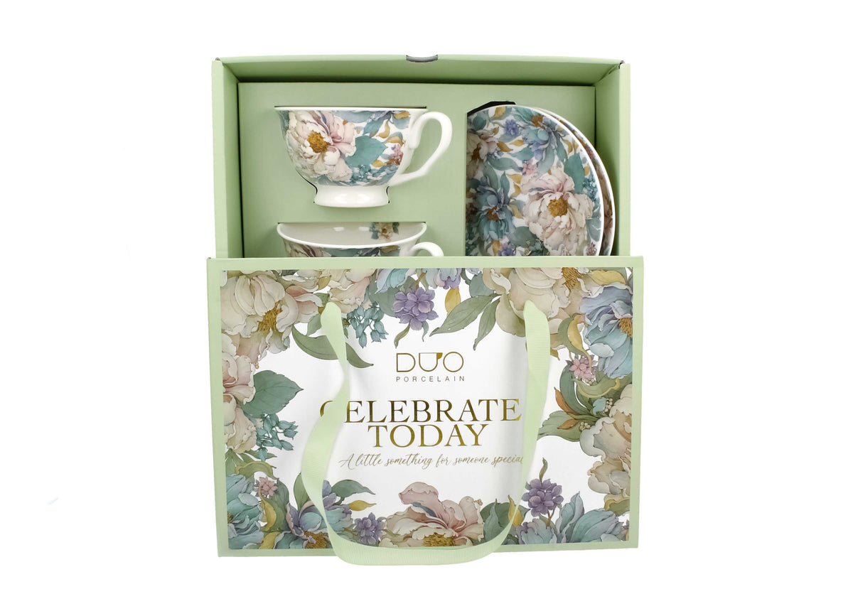 Un set de două cești și farfurioare regale  PEONY WHITE,250 ml