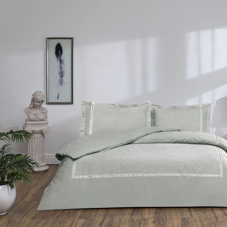 Lenjerie de pat bumbac 100% satinat, cearceaf pilota 200x220cm, model arabesc, TAC Mako-Satin, Salvoria